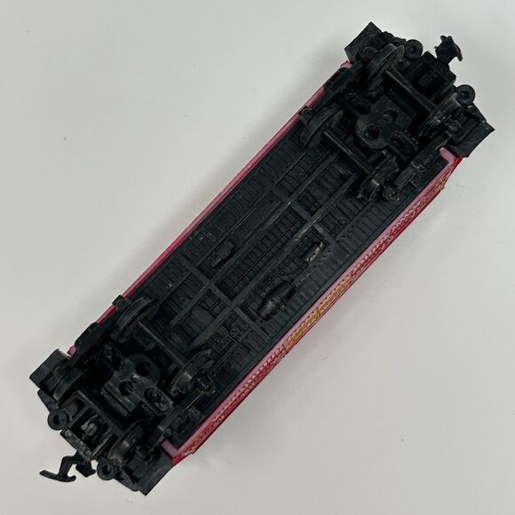 Life Like Red Caboose HO Gauge Santa Fe ATSF Scale Model Train Railway Railroad - Picture 6 of 7